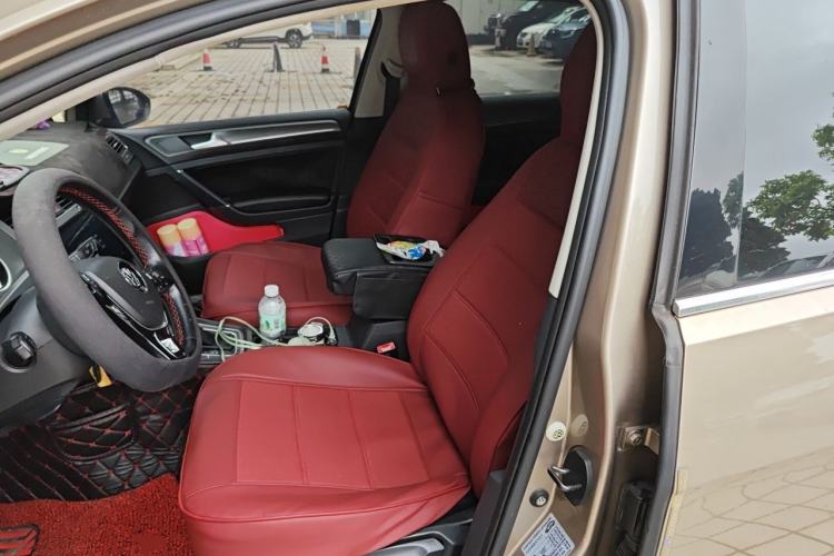 Used Volkswagen Golf 2015 1.6L Automatic Comfort Model Left Front Seat