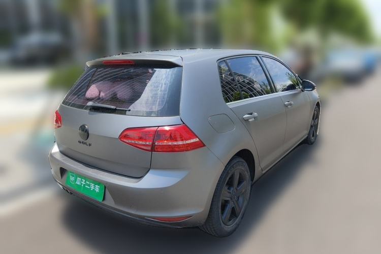 Used Volkswagen Golf 2015 1.4TSI Automatic Luxury Model Rear Right 45 Deg