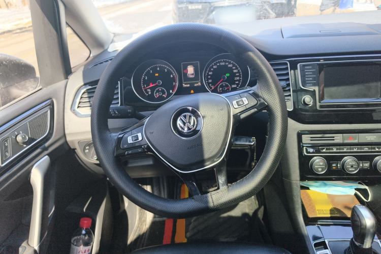 Used Volkswagen Golf 2015 1.4TSI Sportsvan Steering Wheel