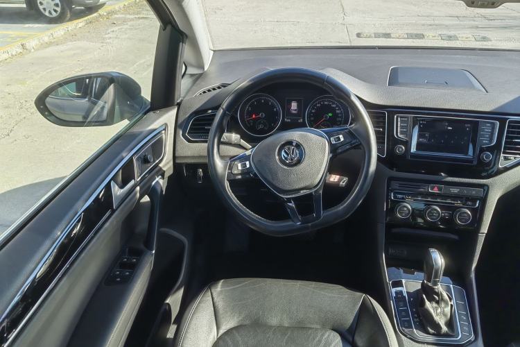 Used Volkswagen Golf 2015 1.4TSI Sportsvan Steering Wheel