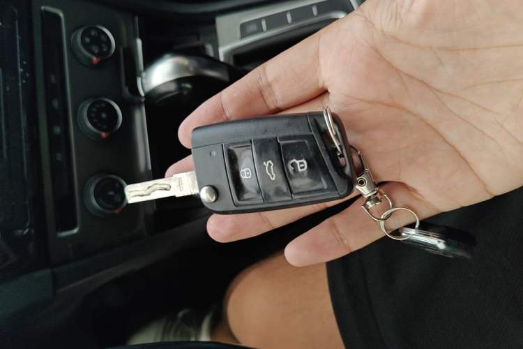 Used Volkswagen Golf 2015 1.4TSI Automatic Comfort Model Vehicle Key