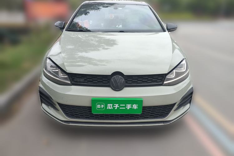 Used Volkswagen Golf 2015 1.4TSI Manual R-Line Exterior 1