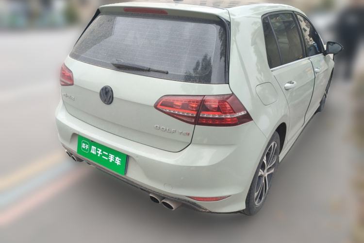 Used Volkswagen Golf 2015 1.4TSI Manual R-Line Exterior 5