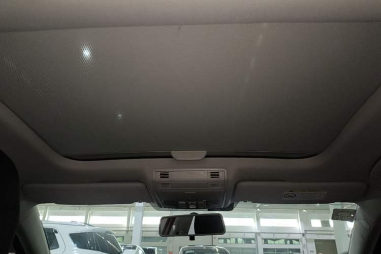 Used Volkswagen Golf 2015 1.4TSI Automatic Comfort Model Headliner