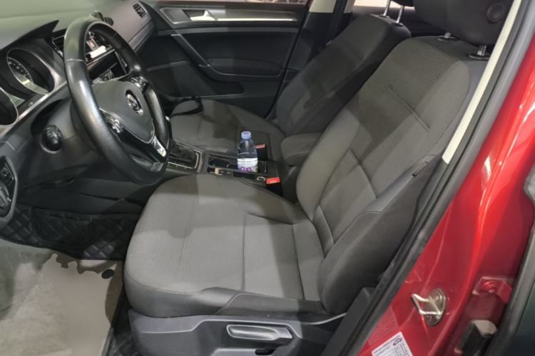 Used Volkswagen Golf 2015 1.4TSI Automatic Comfort Model Left Front Seat