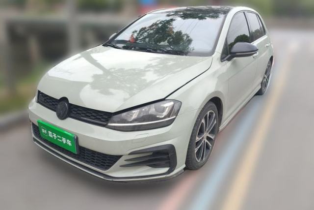Used Volkswagen Golf 2015 1.4TSI Manual R-Line
