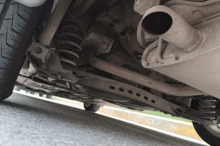Used Volkswagen Golf 2015 1.6L Automatic Comfort Model Chassis Rear Left