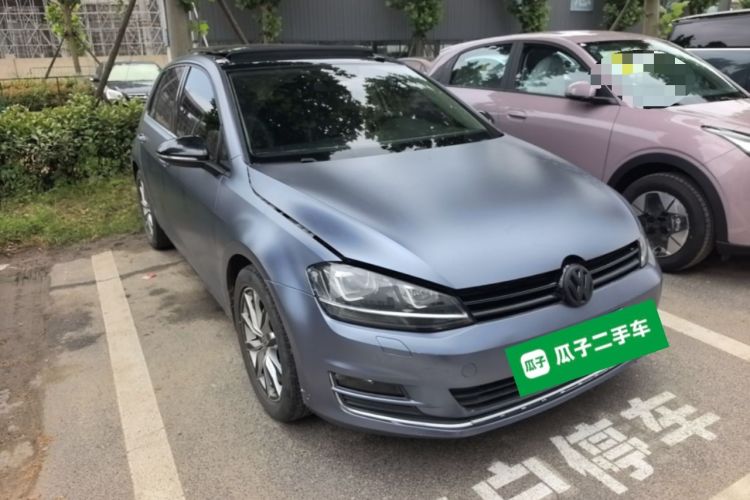 Used Volkswagen Golf 2015 1.4TSI Automatic Flagship Model Front Right 45 Deg