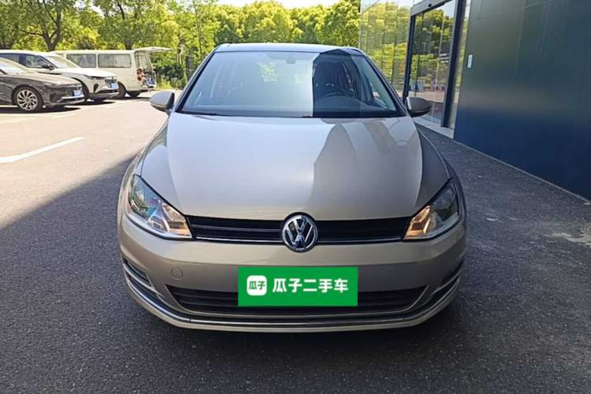 Used Volkswagen Golf 2015 1.4TSI Automatic Luxury Model Front