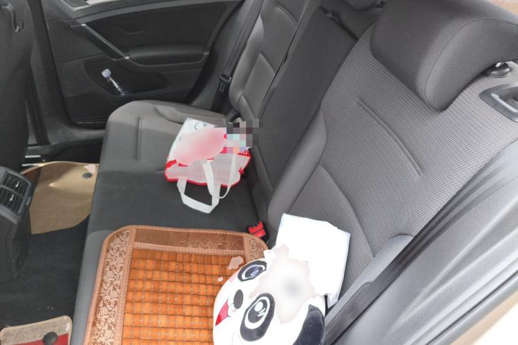 Used Volkswagen Golf 2015 1.6L Automatic Comfort Model Left Rear Seat