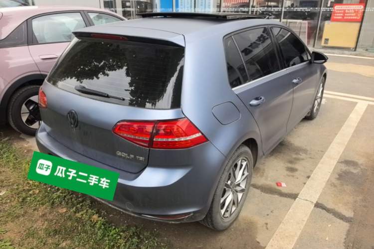 Used Volkswagen Golf 2015 1.4TSI Automatic Flagship Model Rear Right 45 Deg