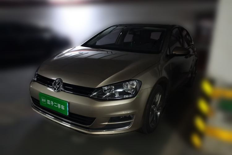 Used Volkswagen Golf 2015 1.4TSI Automatic Luxury Model Guazi used car, China used car export, Used car for sale, Used  cars, Cheapest cars for sale