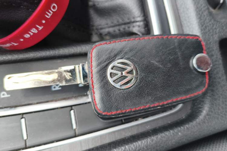 Used Volkswagen Golf 2015 1.6L Automatic Comfort Model Vehicle Key