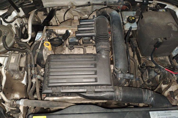 Used Volkswagen Golf 2015 1.4TSI Automatic Comfort Model Engine Bay