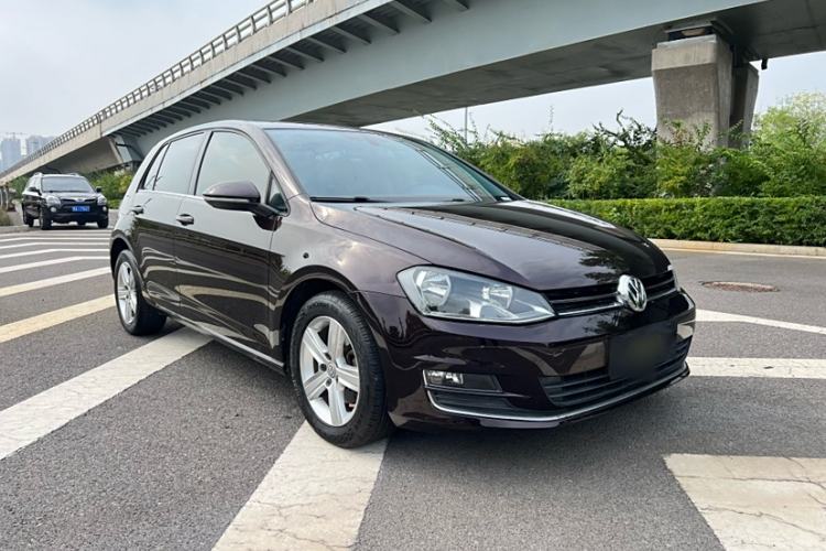 Used Volkswagen Golf 2015 1.4TSI Automatic Luxury Model Exterior 2