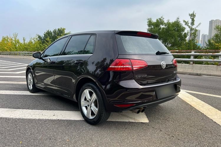 Used Volkswagen Golf 2015 1.4TSI Automatic Luxury Model Exterior 4
