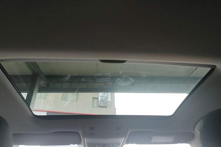 Used Volkswagen Golf 2015 1.4TSI Automatic Comfort Model Headliner