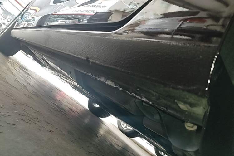 Used Volkswagen Golf 2015 1.4TSI Automatic Comfort Model Left Side Sill