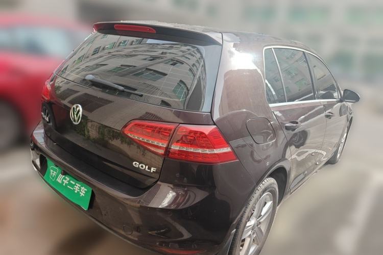 Used Volkswagen Golf 2015 1.6L Automatic Comfort Model Rear Right 45 Deg