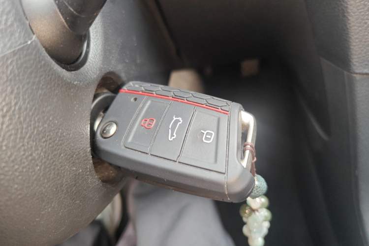 Used Volkswagen Golf 2015 1.6L Automatic Comfort Model Vehicle Key