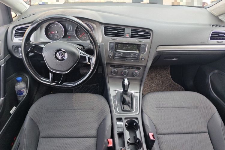 Used Volkswagen Golf 2015 1.4TSI Automatic Comfort Model Center Console