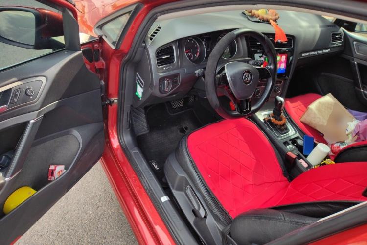 Used Volkswagen Golf 2015 1.6L Automatic Comfort Model Driver Seat