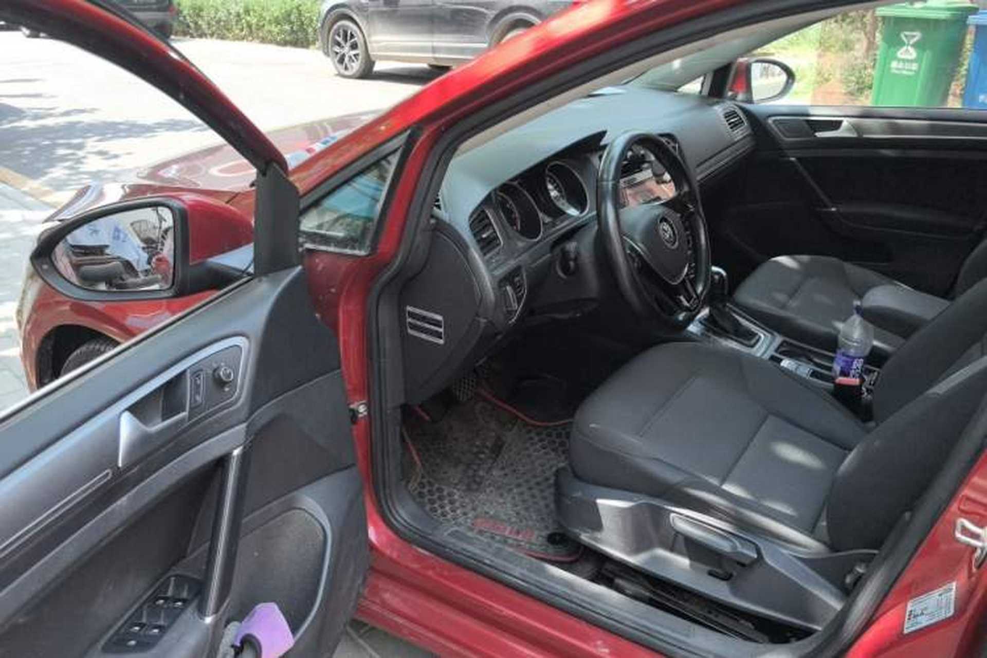Used Volkswagen Golf 2015 1.6L Automatic Comfort Model Driver Seat