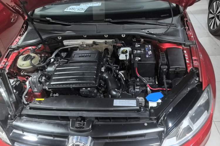 Used Volkswagen Golf 2015 1.6L Automatic Comfort Model Engine Bay