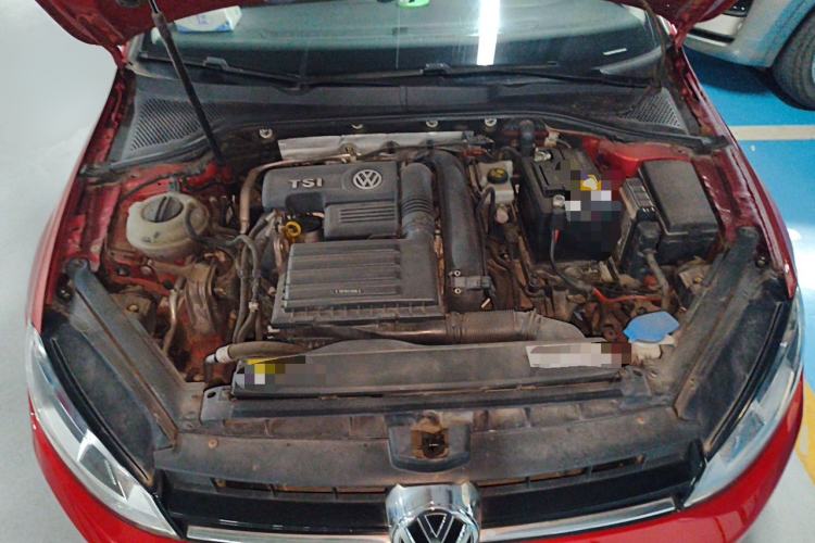 Used Volkswagen Golf 2015 1.4TSI Automatic Comfort Model Engine Bay