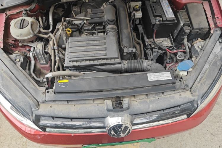 Used Volkswagen Golf 2015 1.4TSI Automatic Comfort Model Engine Bay