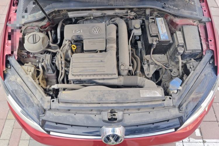 Used Volkswagen Golf 2015 1.4TSI Automatic Comfort Model Engine Bay