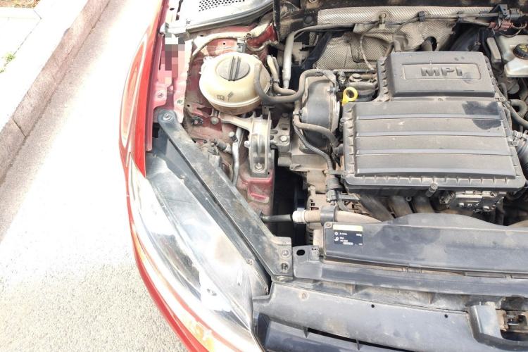 Used Volkswagen Golf 2015 1.6L Automatic Comfort Model Engine Bay Right