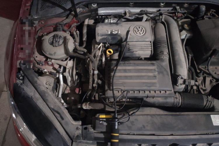 Used Volkswagen Golf 2015 1.4TSI Automatic Comfort Model Engine Bay Right
