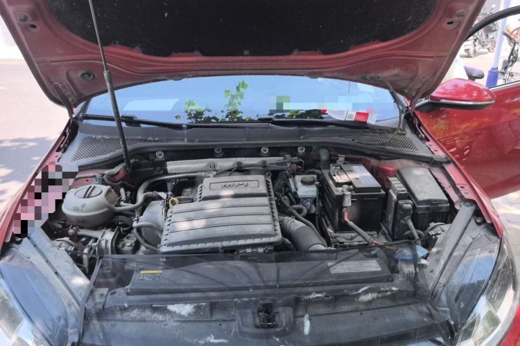 Used Volkswagen Golf 2015 1.6L Automatic Comfort Model Engine Bay