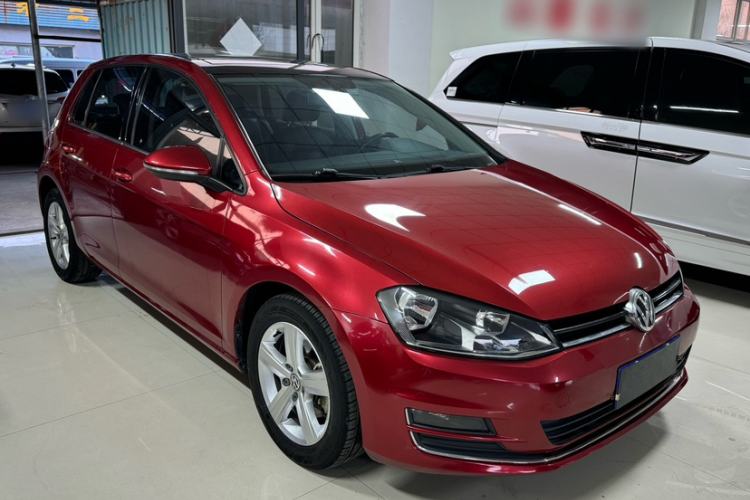 Used Volkswagen Golf 2015 1.4TSI Automatic Luxury Model Exterior 2