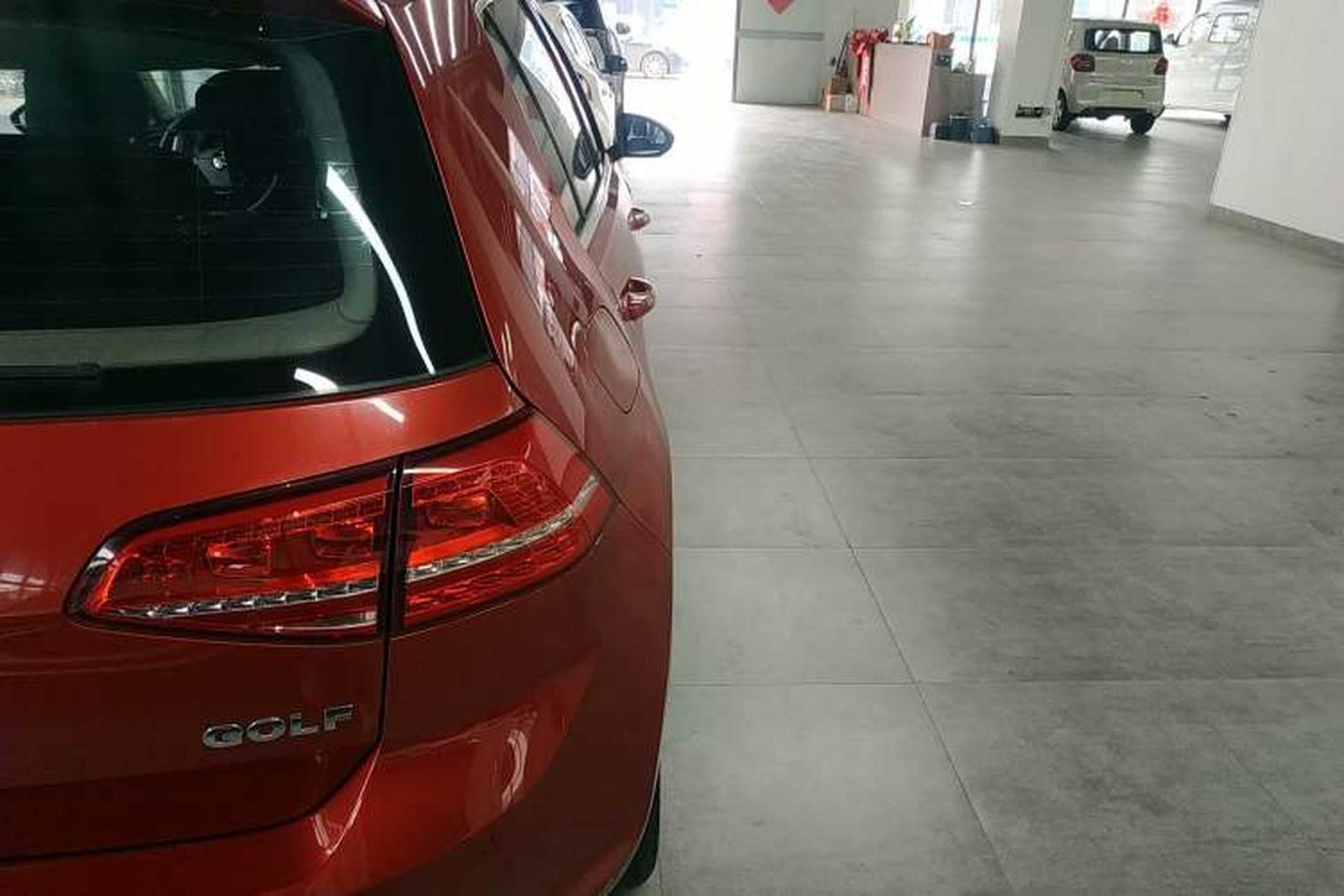 Used Volkswagen Golf 2015 1.6L Automatic Comfort Model Exterior 3