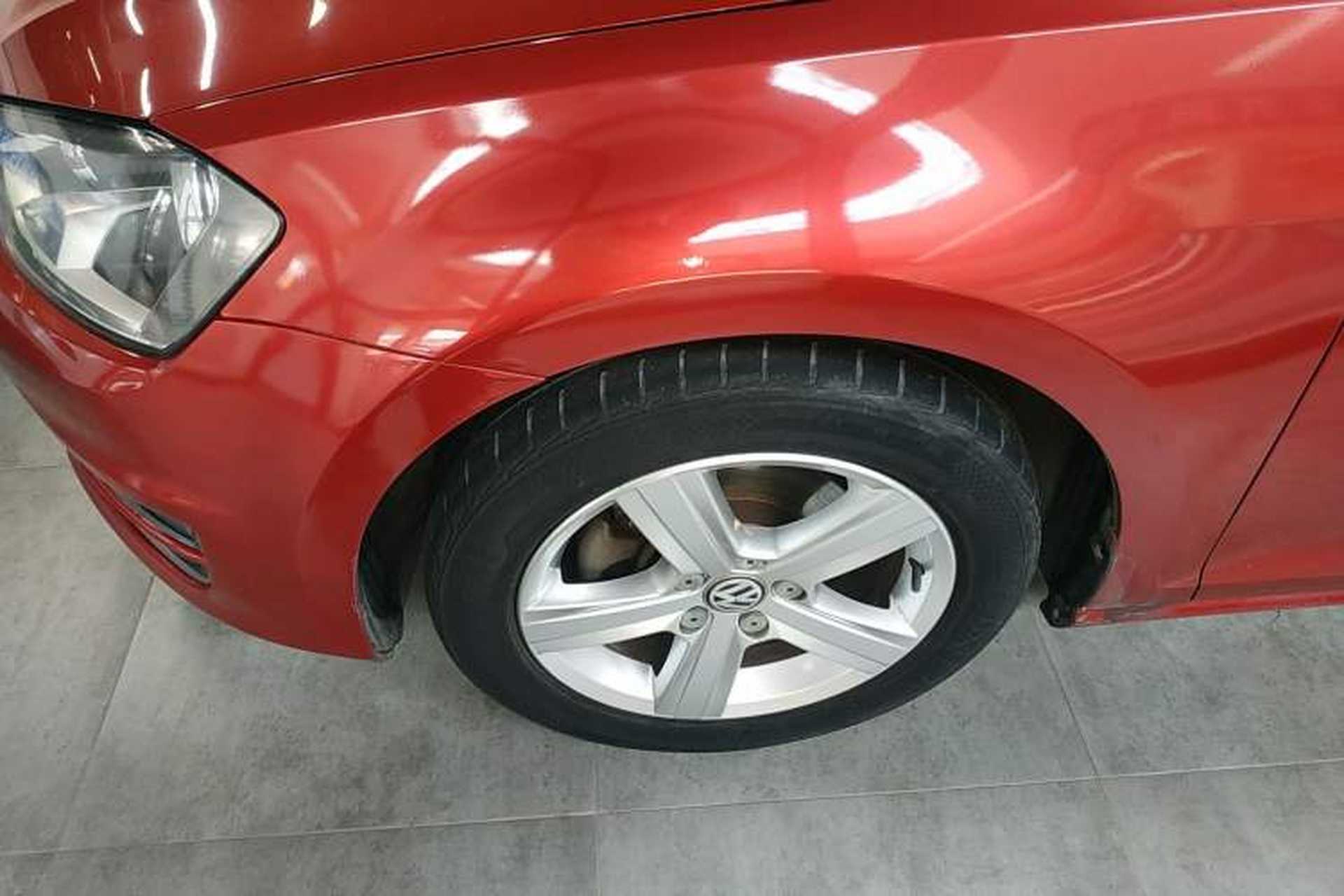 Used Volkswagen Golf 2015 1.6L Automatic Comfort Model Exterior 4