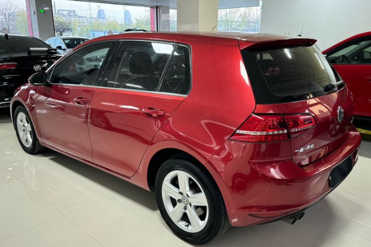 Used Volkswagen Golf 2015 1.4TSI Automatic Luxury Model Exterior 6