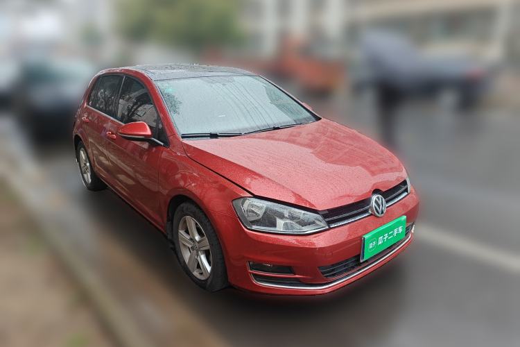 Used Volkswagen Golf 2015 1.4TSI Automatic Comfort Model Front Right 45 Deg