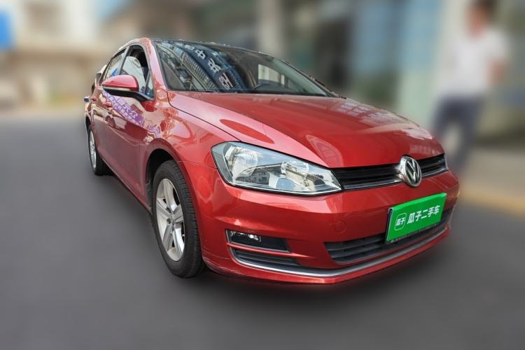 Used Volkswagen Golf 2015 1.6L Automatic Comfort Model Front Right 45 Deg