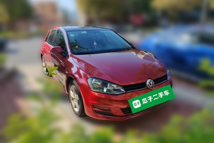 Used Volkswagen Golf 2015 1.6L Automatic Comfort Model Front Right 45 Deg