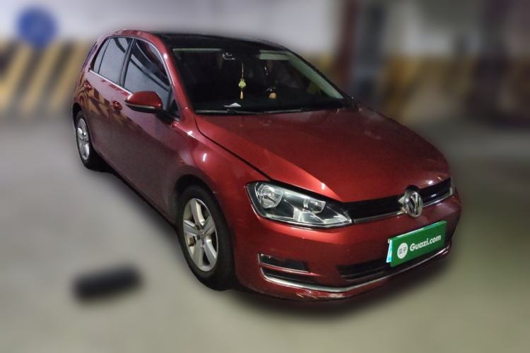 Used Volkswagen Golf 2015 1.4TSI Automatic Comfort Model Front Right 45 Deg