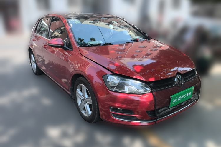 Used Volkswagen Golf 2015 1.6L Automatic Comfort Model Front Right 45 Deg