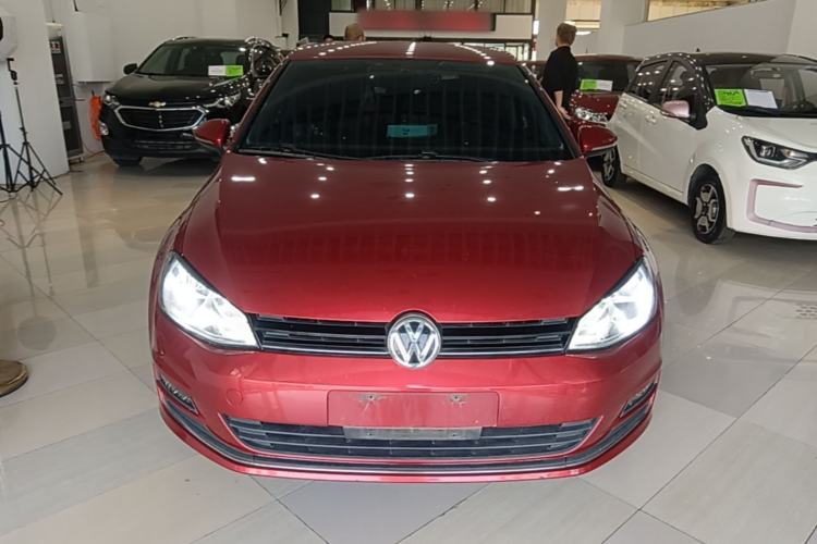 Used Volkswagen Golf 2015 1.6L Automatic Fashion Model Front
