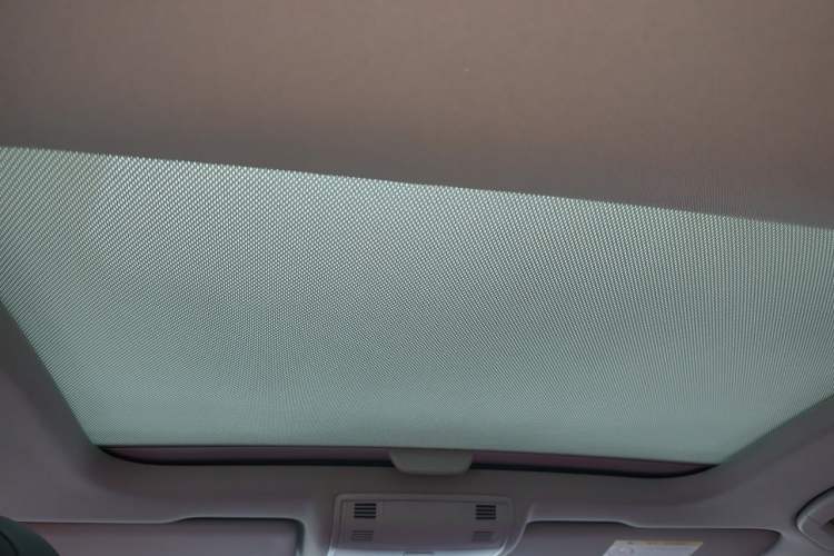 Used Volkswagen Golf 2015 1.4TSI Automatic Luxury Model Headliner