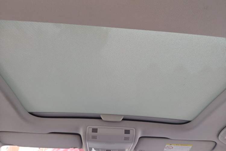 Used Volkswagen Golf 2015 1.4TSI Automatic Comfort Model Headliner