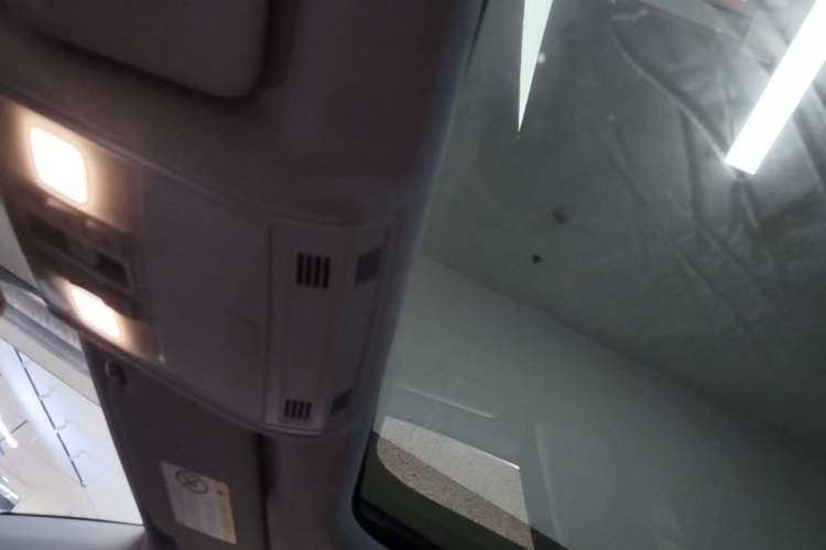 Used Volkswagen Golf 2015 1.4TSI Automatic Comfort Model Headliner