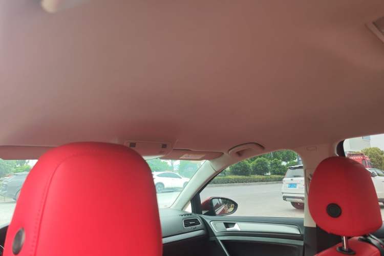 Used Volkswagen Golf 2015 1.6L Automatic Fashion Model Headliner