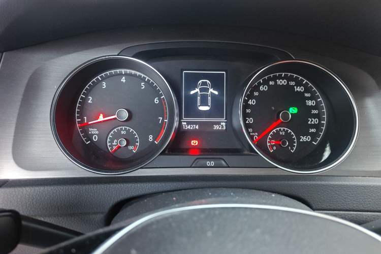 Used Volkswagen Golf 2015 1.4TSI Automatic Comfort Model Instrument Cluster