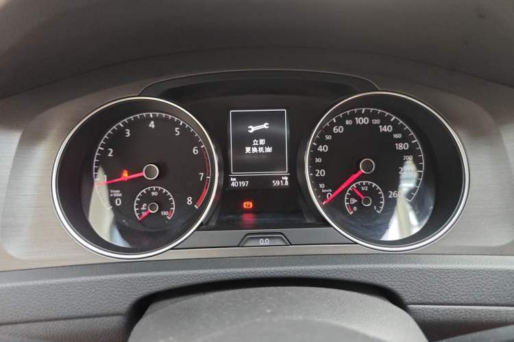 Used Volkswagen Golf 2015 1.6L Automatic Comfort Model Instrument Cluster